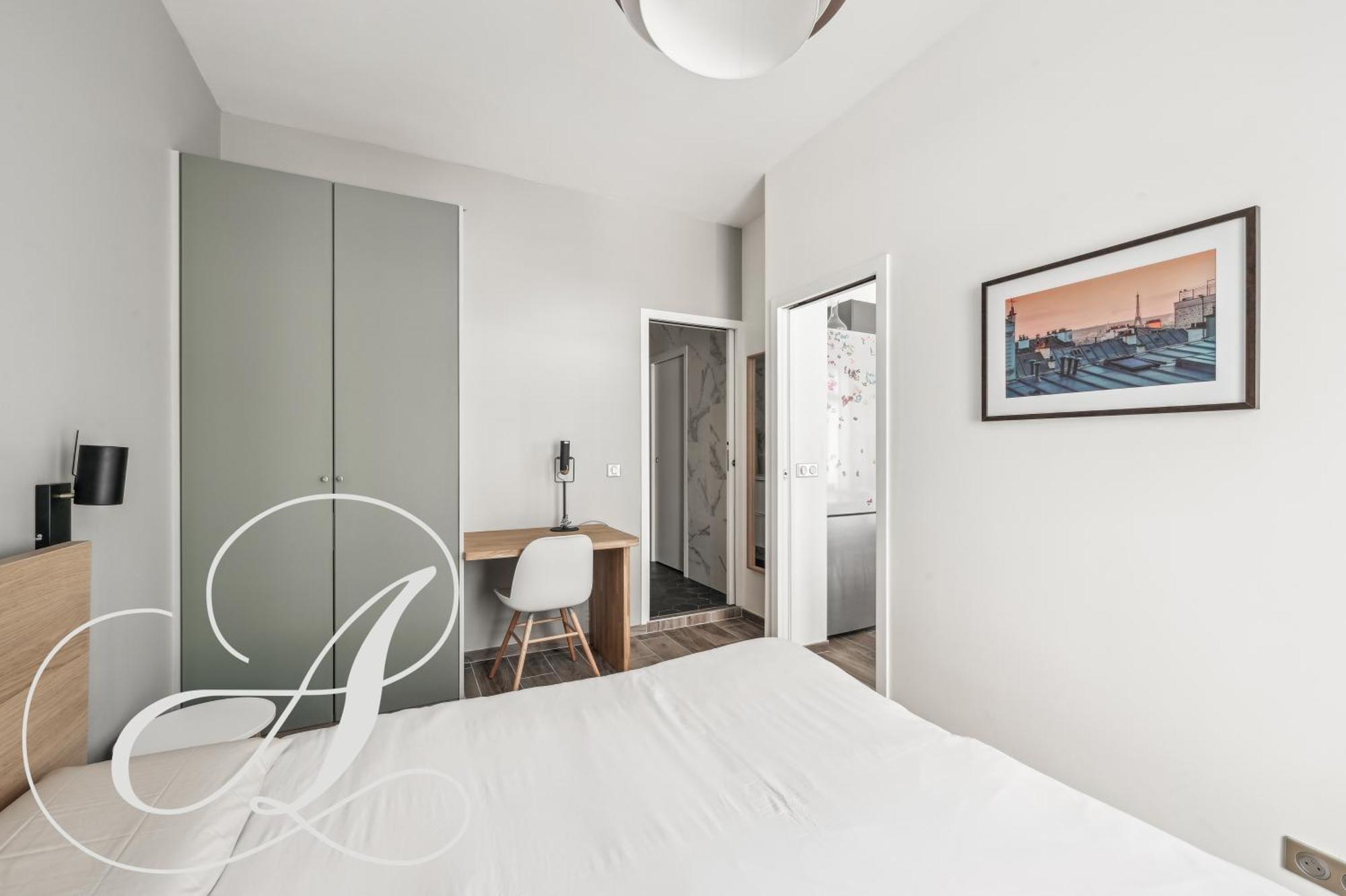 Oasis, Superbe 3 A 15eme Apartment